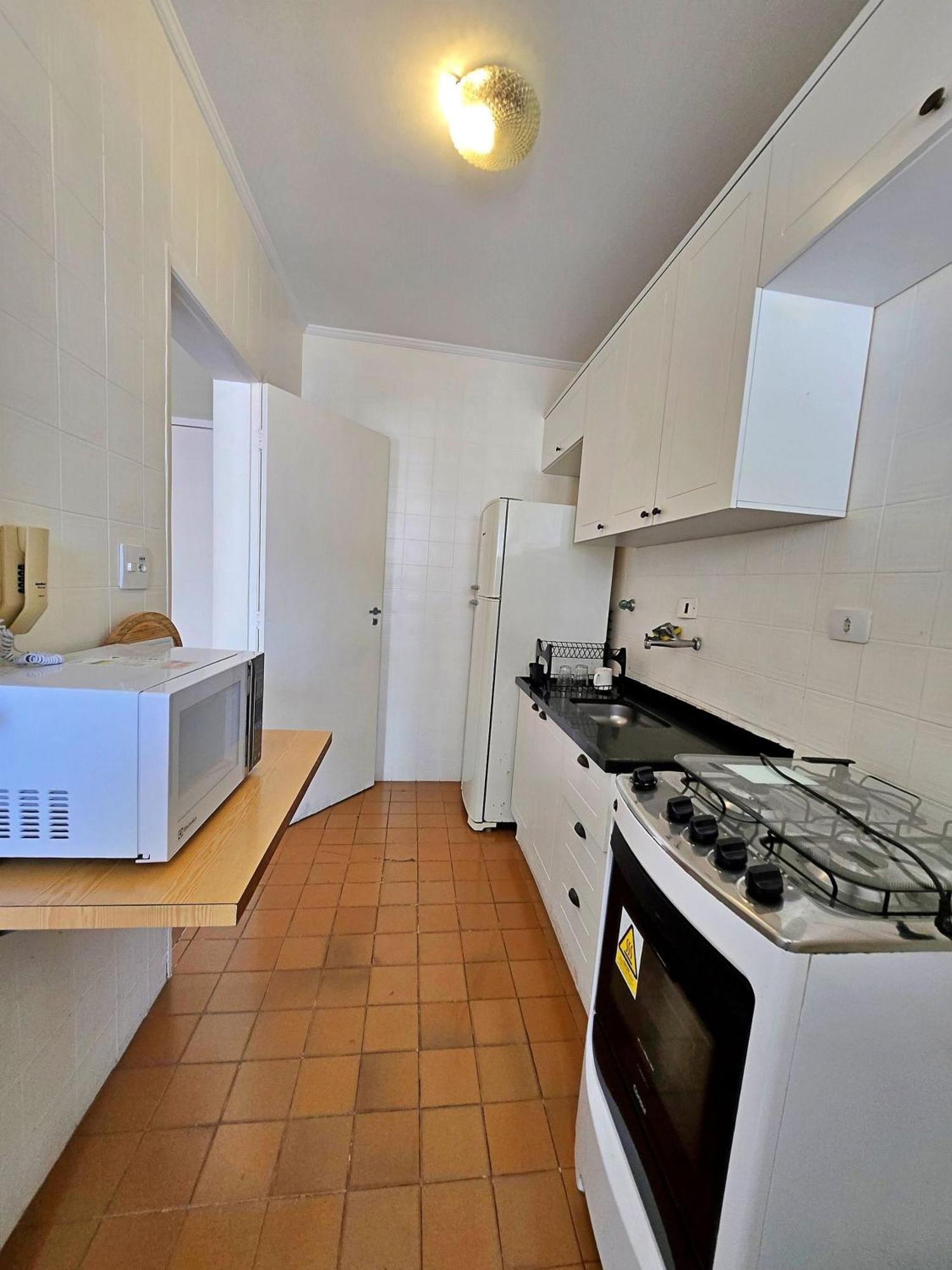 Ap 01 Dorm Prox De Tudo! Wi-fi, Ar Cond *